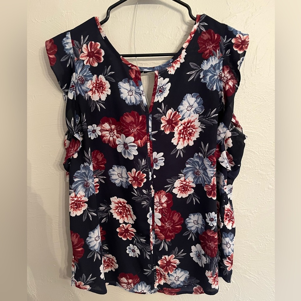 Banana Republic Factory Floral Top Ruffle sleeve business casual Size L